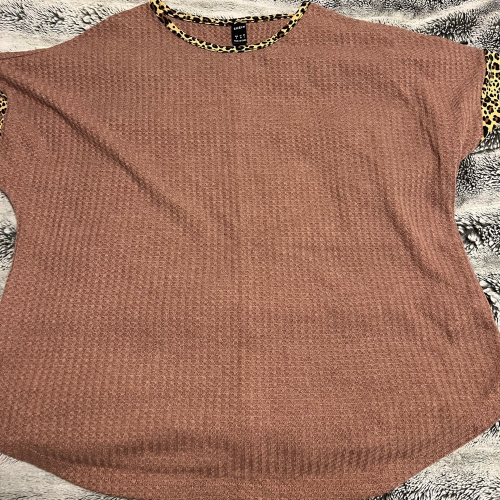 SHEIN Maternity Shirt